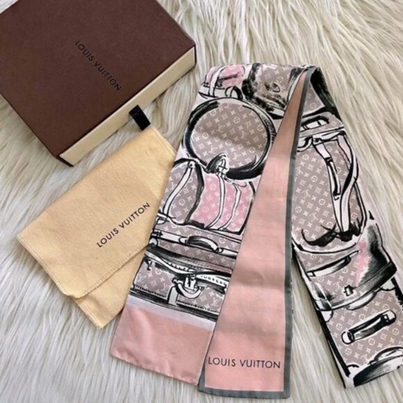 Louis Vuitton Rare & Limited Edition Pink and Gray Rose Poudre Trunks Silk Scarf - Picture 1 of 10